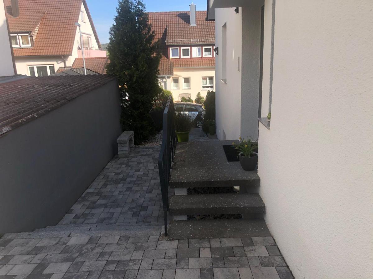 Eigene Wohnung Im Dreifamilienhaus Oberstenfeld Exterior photo